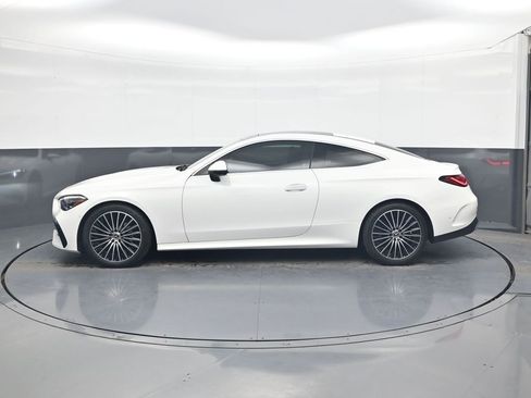 Used 2024 Mercedes-Benz CLE 300 4MATIC Coupe image 4
