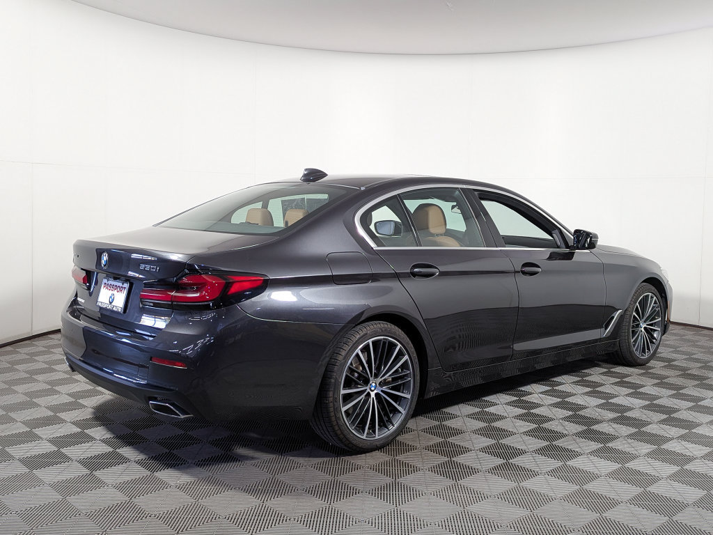 Certified 2023 BMW 530i xDrive w/ Premium Package AWD/4WD image 7