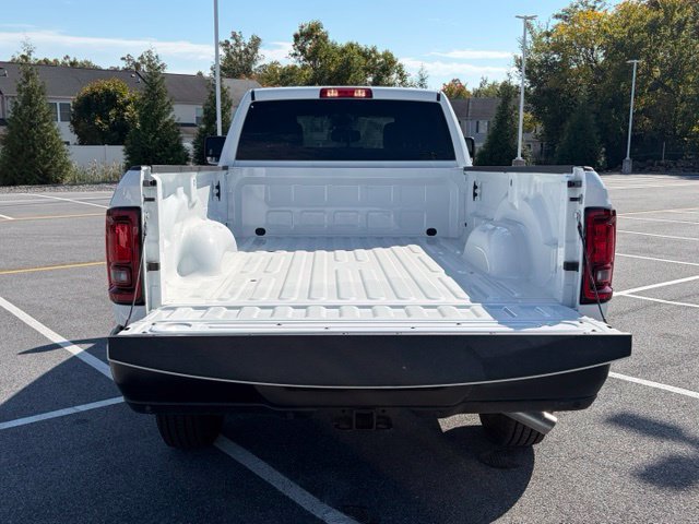 New 2026 RAM 3500 Tradesman w/ Commercial Features Package AWD/4WD image 28