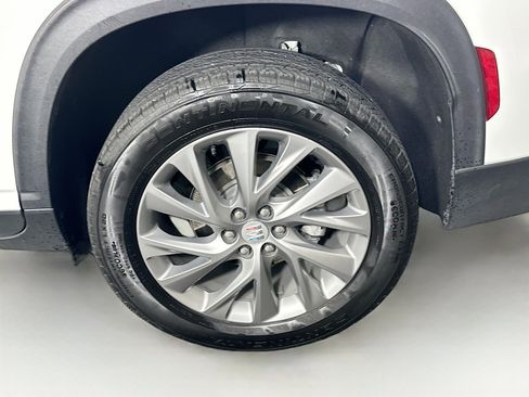 Used 2025 Buick Enclave Preferred image 11