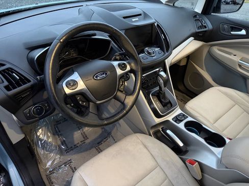 Used 2014 Ford C-MAX SEL w/ Equipment Group 303A image 21