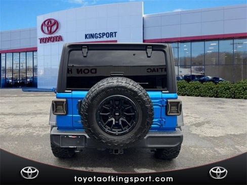 Used 2023 Jeep Wrangler Sport S image 4
