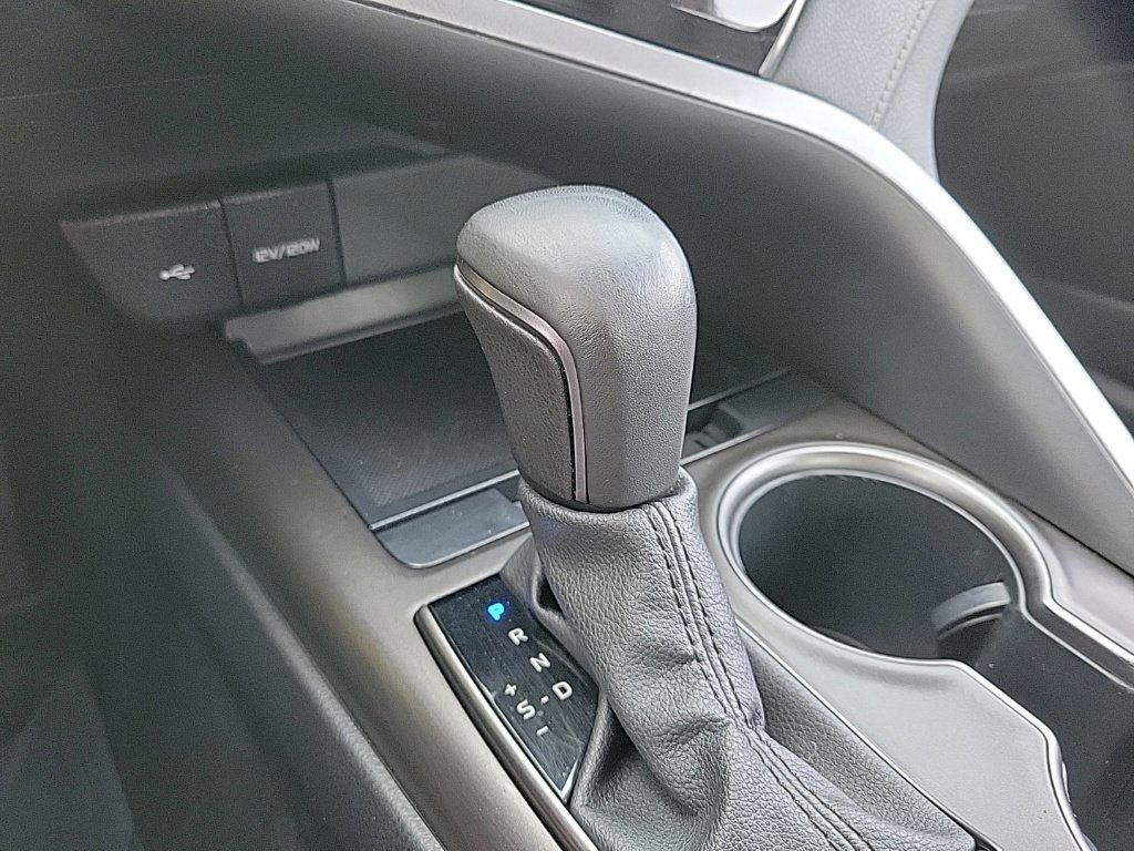 Used 2023 Toyota Camry SE FWD image 26