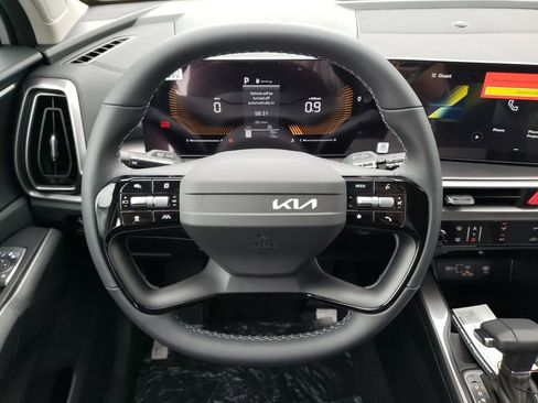 New 2026 Kia Sorento LX FWD image 11