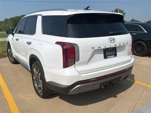 Used 2025 Hyundai Palisade SEL AWD/4WD image 3