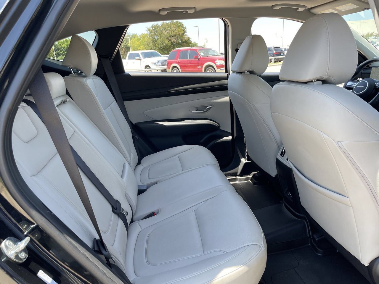 Used 2025 Hyundai Tucson SEL FWD image 26