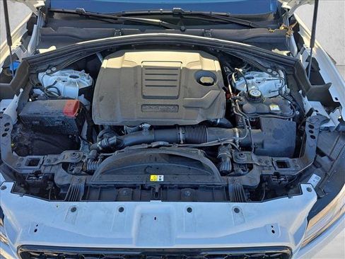 Certified 2025 Jaguar F-PACE R-Dynamic S image 30