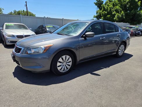 Used 2010 Honda Accord LX image 1