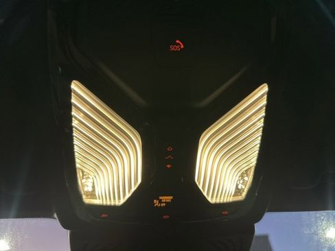 Used 2019 BMW X3 sDrive30i w/ Driving Assistance Package image 31