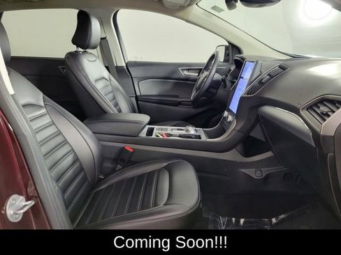 Used 2022 Ford Edge SEL w/ Convenience Package image 18