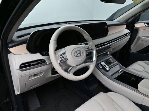 Used 2023 Hyundai Palisade Limited AWD/4WD image 18