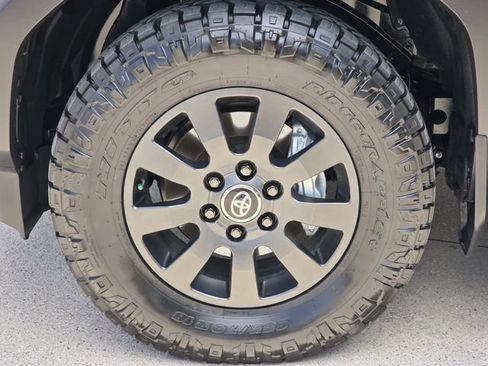 Used 2026 Toyota Land Cruiser w/ Premium Package AWD/4WD image 11