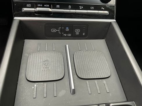 Used 2025 Hyundai Santa Fe SEL image 24