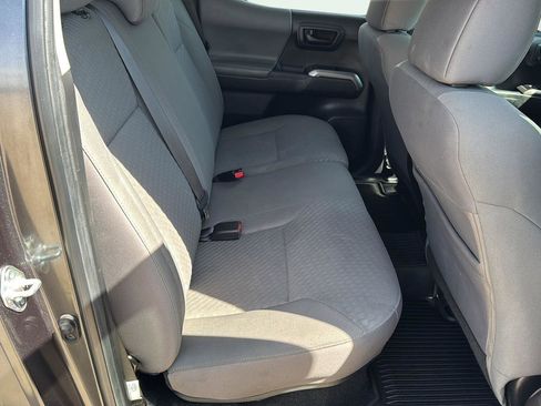 Used 2023 Toyota Tacoma SR5 image 21