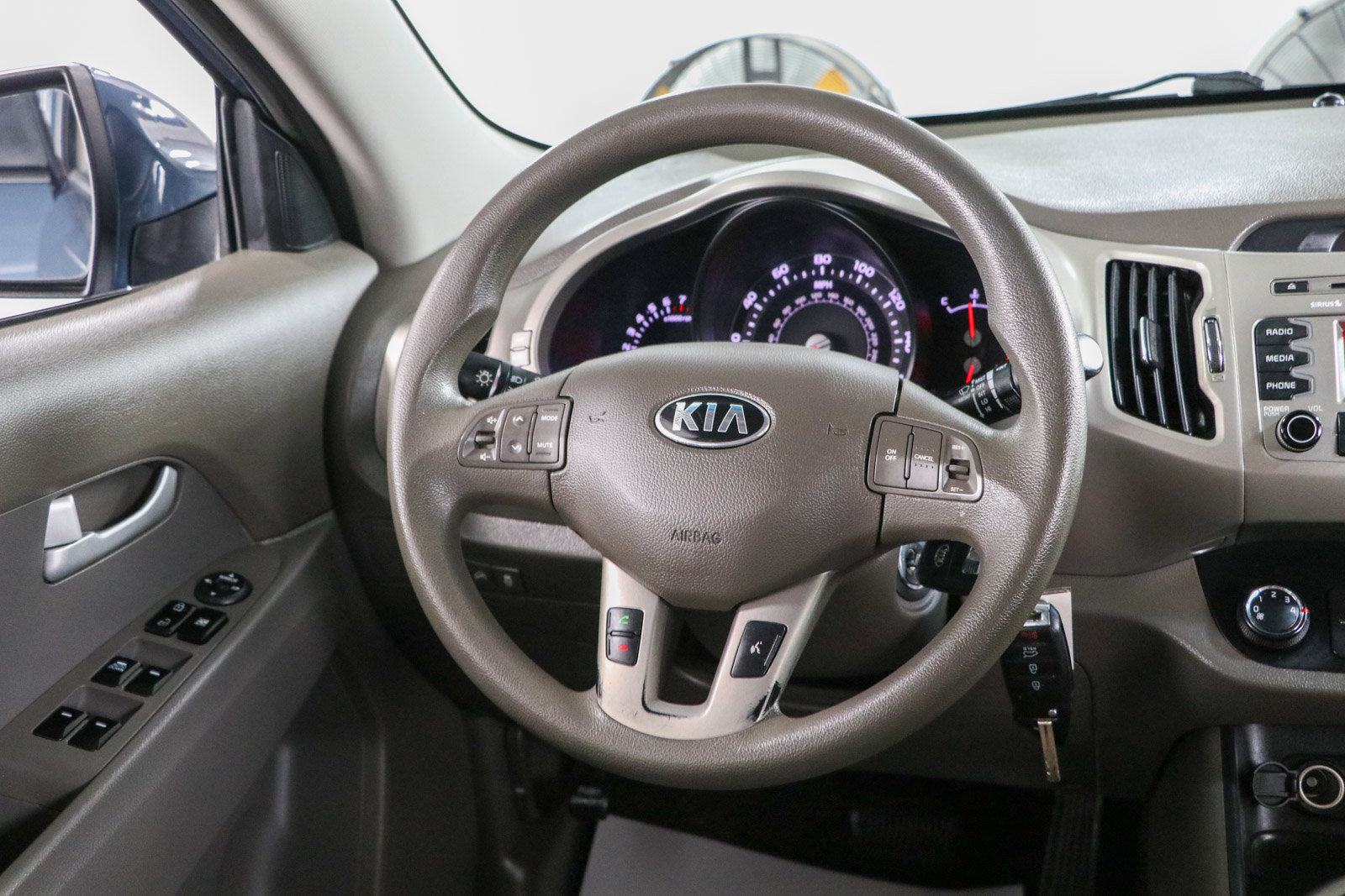 Used 2016 Kia Sportage LX FWD image 12