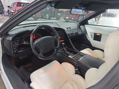 Used 1992 Chevrolet Corvette Convertible RWD image 4