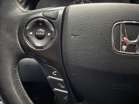 Used 2015 Honda Accord EX-L image 18