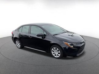 Used 2023 Toyota Corolla LE video 2