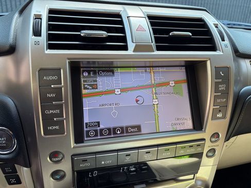 Used 2021 Lexus GX 460 Luxury w/ Sport Design Package AWD/4WD image 39