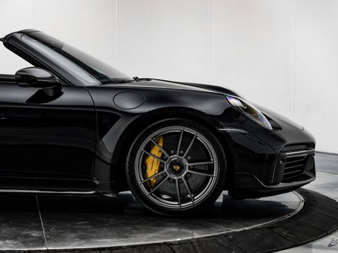 Used 2022 Porsche 911 Turbo S image 25