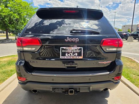 Used 2018 Jeep Grand Cherokee Trailhawk AWD/4WD image 6