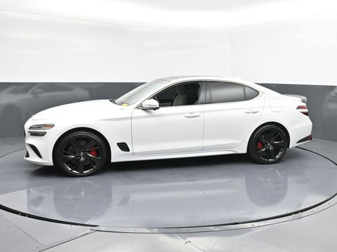 Used 2022 Genesis G70 3.3T w/ Sport Prestige Package image 5