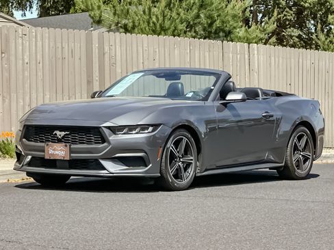 Used 2024 Ford Mustang Premium RWD image 9