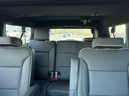 New 2026 Chevrolet Suburban Premier w/ Sun And Tow Package image 19