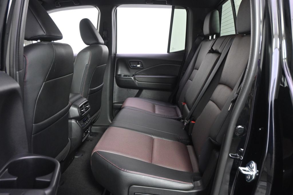 Used 2026 Honda Ridgeline Black Edition image 21