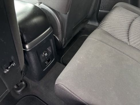 Used 2014 Dodge Journey Limited image 31