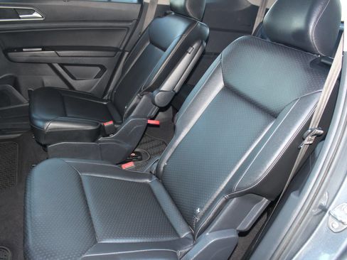 Used 2019 Volkswagen Atlas SE w/ Panoramic Sunroof Package AWD/4WD image 13