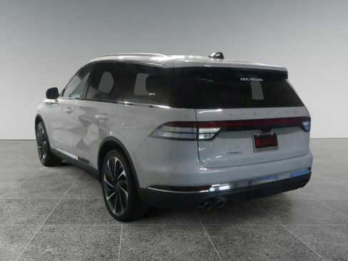 New 2025 Lincoln Aviator Reserve w/ Illumination Package image 4