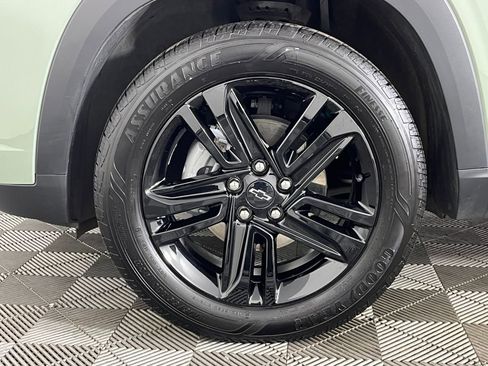 Used 2025 Chevrolet Trax ACTIV w/ Driver Confidence Package image 20