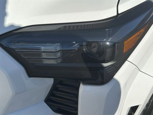 Used 2025 Toyota Tacoma SR image 6