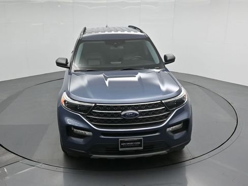 Used 2021 Ford Explorer XLT w/ Equipment Group 202A image 40