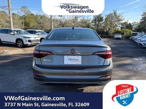 Certified 2024 Volkswagen Jetta S image 5