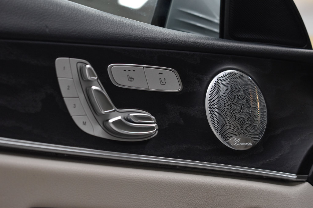 Used 2019 Mercedes-Benz E 300 4MATIC image 15