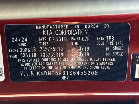 Used 2025 Kia Carnival SX FWD image 30