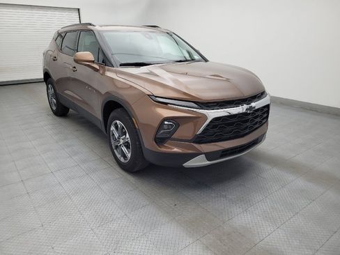 Used 2024 Chevrolet Blazer LT w/ Convenience Package FWD image 13