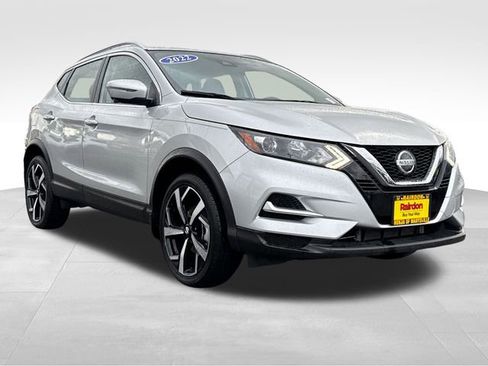Used 2022 Nissan Rogue Sport SL image 1