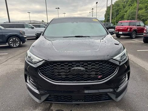Used 2019 Ford Edge ST AWD/4WD image 2