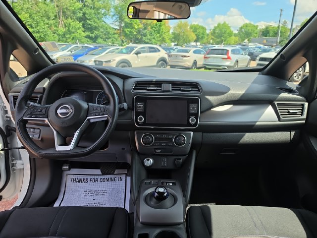 Used 2024 Nissan Leaf S FWD image 12