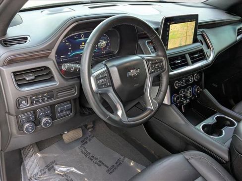 Used 2024 Chevrolet Suburban Z71 w/ Z71 Off-Road Package image 10