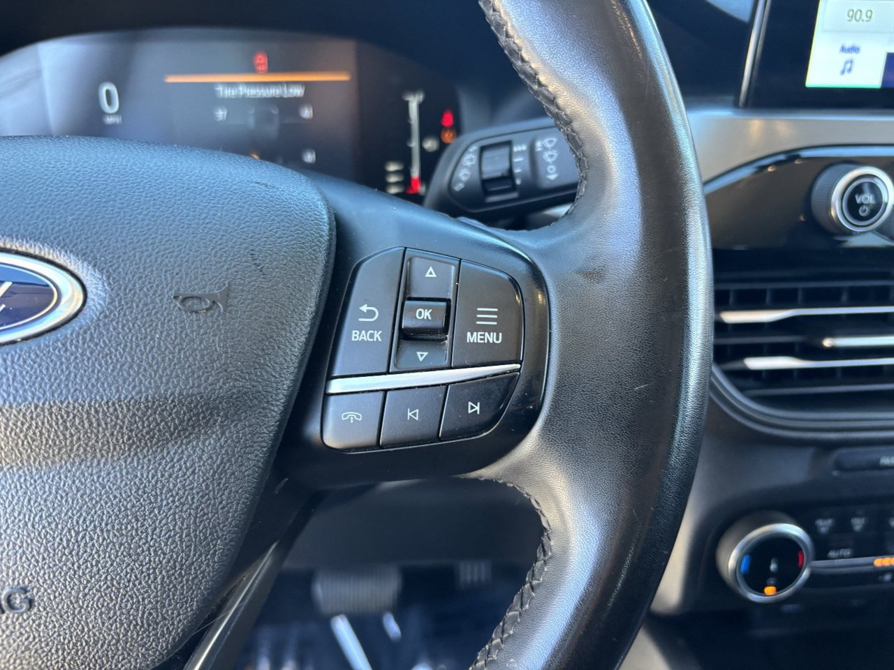 Used 2023 Ford Escape Active FWD image 27