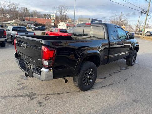 Used 2023 Toyota Tacoma SR5 image 4