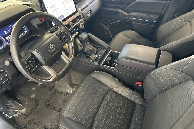 Certified 2025 Toyota 4Runner TRD Off-Road Premium w/ Tow Technology Package AWD/4WD image 12