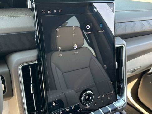 New 2026 GMC Yukon Denali AWD/4WD image 13