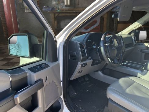 Certified 2019 Ford F150 XLT w/ Equipment Group 302A Luxury image 17