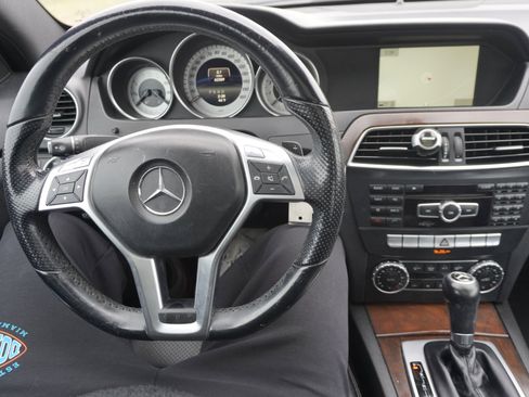 Used 2014 Mercedes-Benz C 250 Coupe image 32
