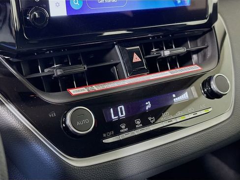 Certified 2025 Toyota Corolla LE image 18